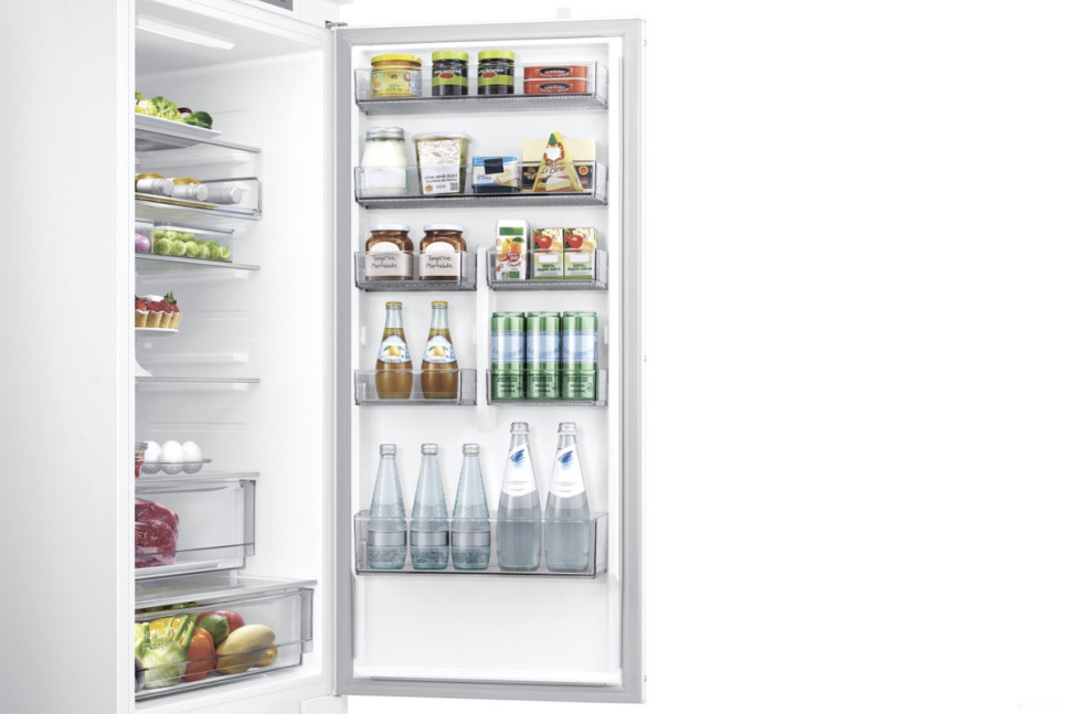 Холодильник Samsung BRB30705DWW/EF