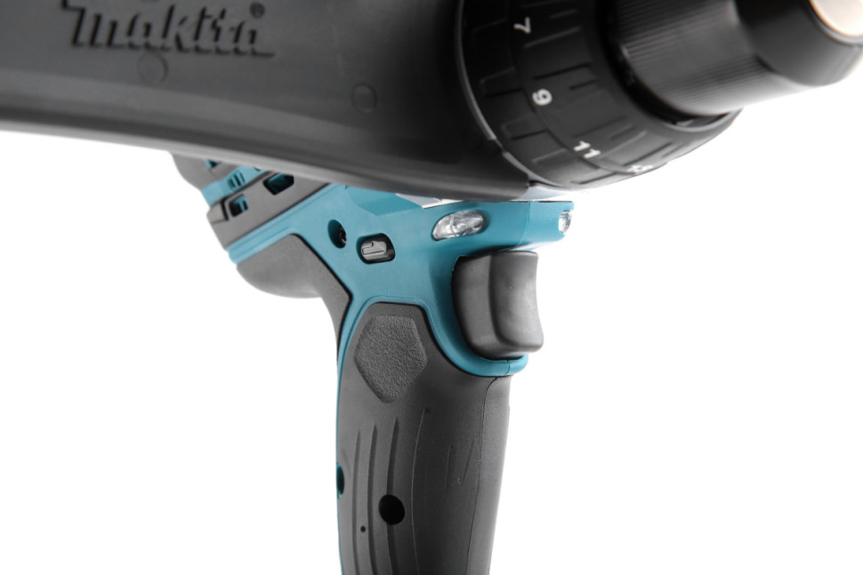 Дрель-шуруповерт Makita DHP458RFE Дрель-шуруповерт Makita DHP458RFE
