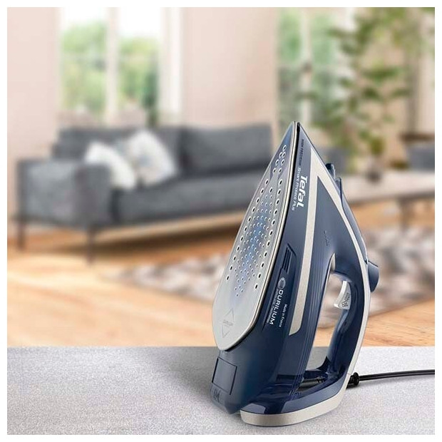 Утюг Tefal FV6872E0 Утюг Tefal FV6872E0