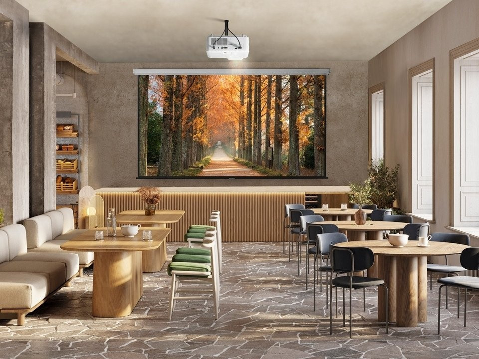 Проектор Viewsonic LS741HD