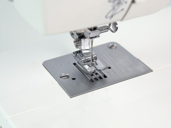 Швейная машина Jaguar SM22 Швейная машина Jaguar SM22