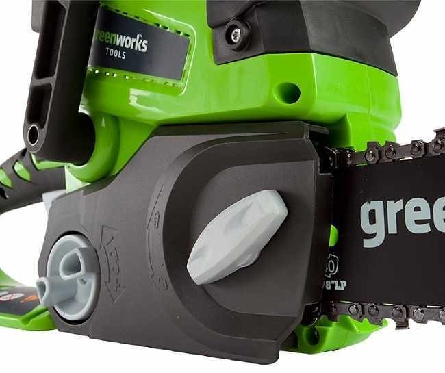 Электропила цепная Greenworks G40CS30II 40В (2007807) Электропила цепная Greenworks G40CS30II 40В (2007807)