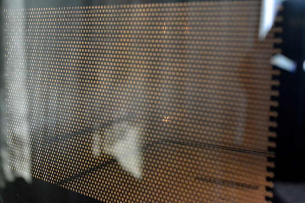 Микроволновая печь Hotpoint-Ariston MWHAF 206 B Микроволновая печь Hotpoint-Ariston MWHAF 206 B