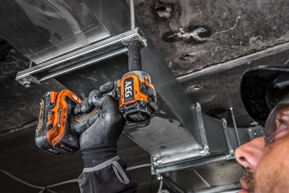 Гайковерт AEG Powertools BSS 18S12BL 4935472279 (без АКБ) Гайковерт AEG Powertools BSS 18S12BL 4935472279 (без АКБ)