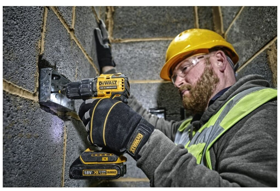 Дрель-миксер DeWALT DCD240N (без АКБ) Дрель-миксер DeWALT DCD240N (без АКБ)