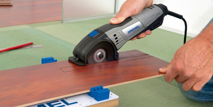 Дисковая пила Dremel DSM 20-3/4 Дисковая пила Dremel DSM 20-3/4