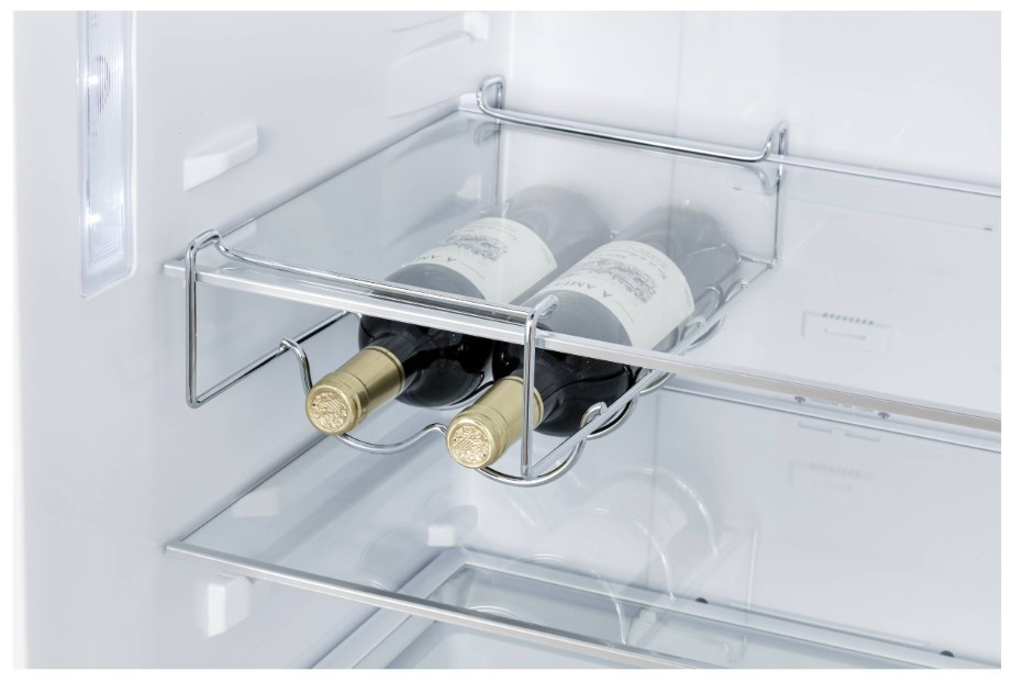 Холодильник с морозильником Korting KNFC 62370 GW