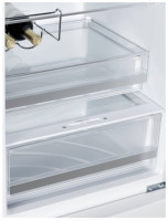 Холодильник с морозильником Korting KNFC 62370 GW