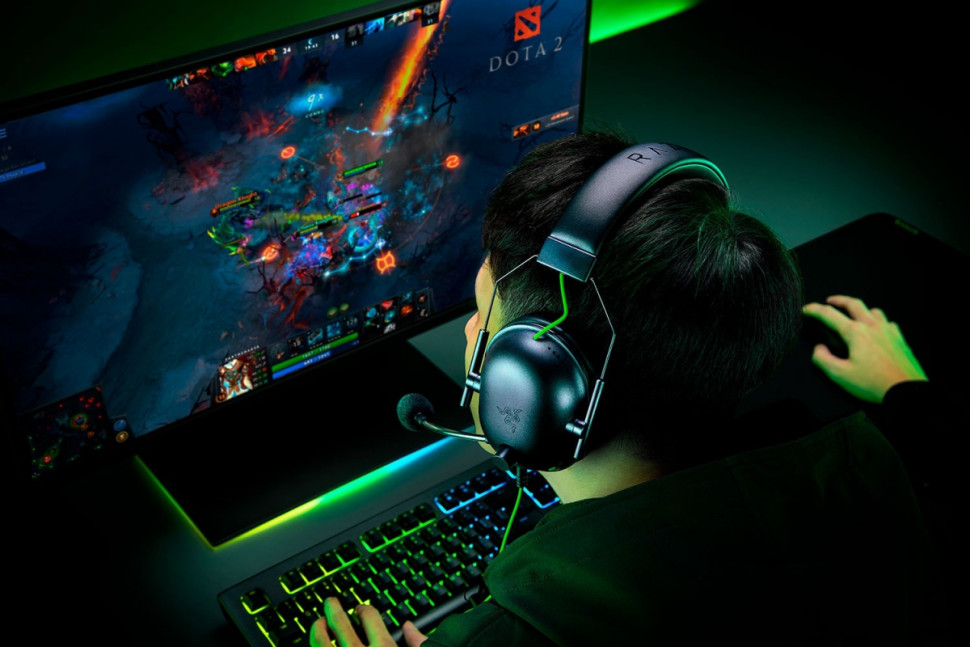 Наушники RAZER BlackShark V2 X (черный) Наушники RAZER BlackShark V2 X (черный)