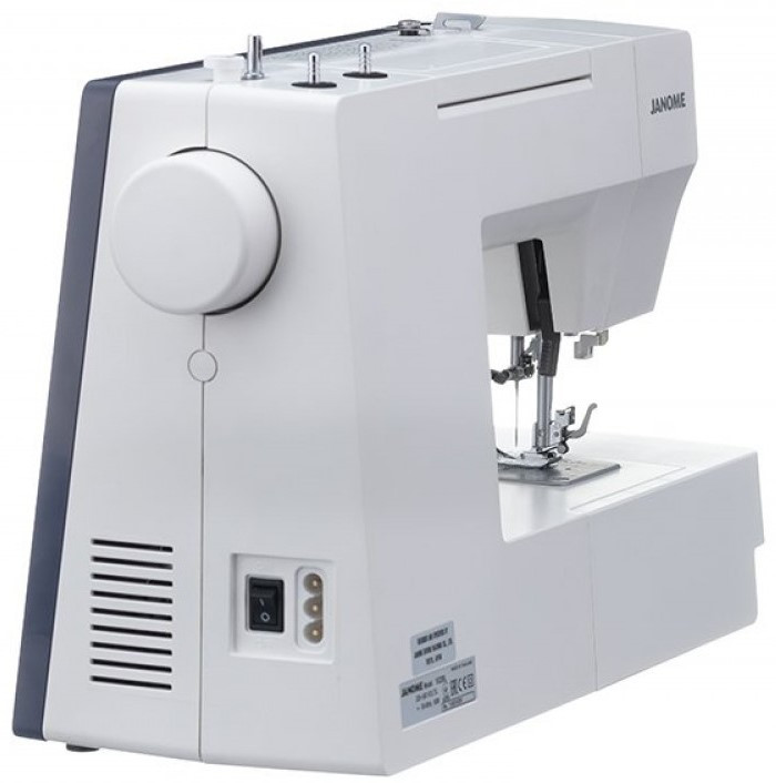 Электромеханическая швейная машина Janome 1522BL Электромеханическая швейная машина Janome 1522BL