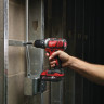 Дрель-шуруповерт Milwaukee M18 BDD-202C Дрель-шуруповерт Milwaukee M18 BDD-202C