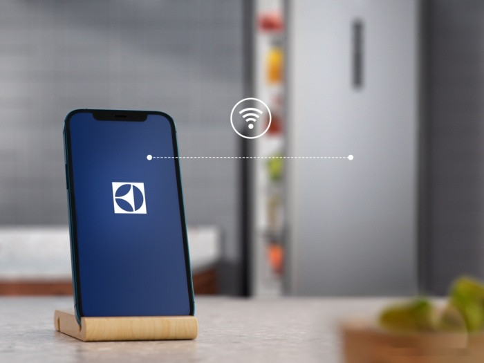 Холодильник Electrolux ENP7TD75S