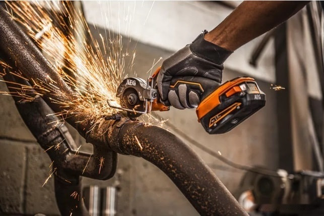 Угловая шлифмашина AEG Powertools BMMS 18SBL-0 4935472280 (без АКБ)