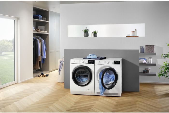 Сушильная машина Electrolux EW8HR458B Сушильная машина Electrolux EW8HR458B