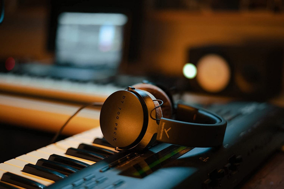 Наушники Beyerdynamic DT 700 Pro X Наушники Beyerdynamic DT 700 Pro X