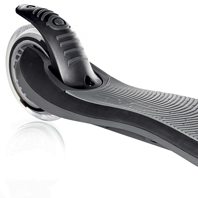 Самокат Globber Flow 125 Lights (черный) Самокат Globber Flow 125 Lights (черный)