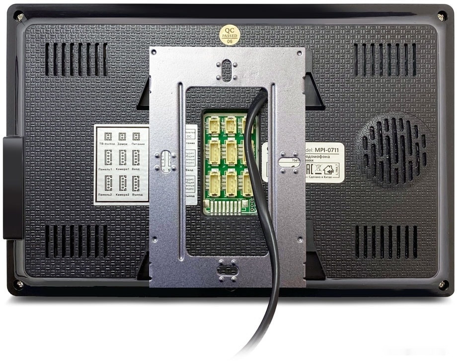 Видеодомофон Ginzzu DPI-0722 Видеодомофон Ginzzu DPI-0722