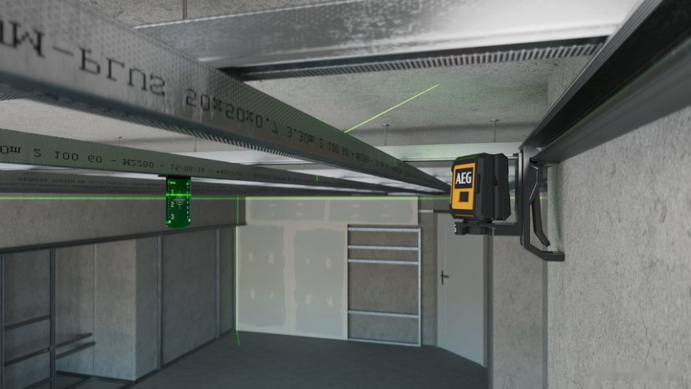 Лазерный нивелир AEG Powertools CLG220-K 4935472254 (с магнитным и потолочным кронштейнами) Лазерный нивелир AEG Powertools CLG220-K 4935472254 (с магнитным и потолочным кронштейнами)