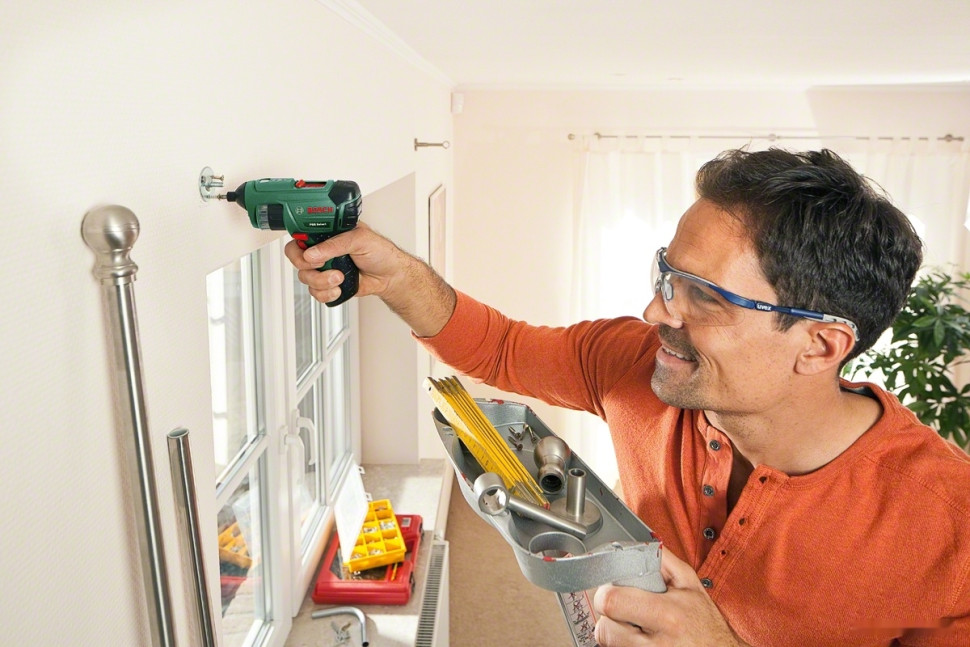 Шуруповерт Bosch PSR Select 0603977021 Шуруповерт Bosch PSR Select 0603977021