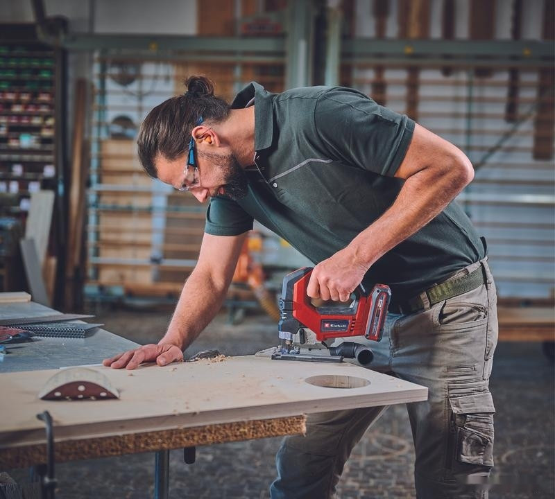 Лобзик Einhell TP-JS 18/135 Li BL-Solo (без АКБ) Лобзик Einhell TP-JS 18/135 Li BL-Solo (без АКБ)