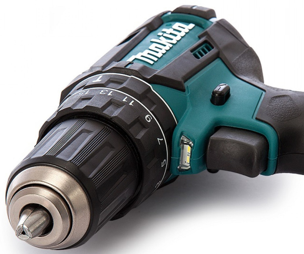Дрель-шуруповерт Makita DHP482Z Дрель-шуруповерт Makita DHP482Z