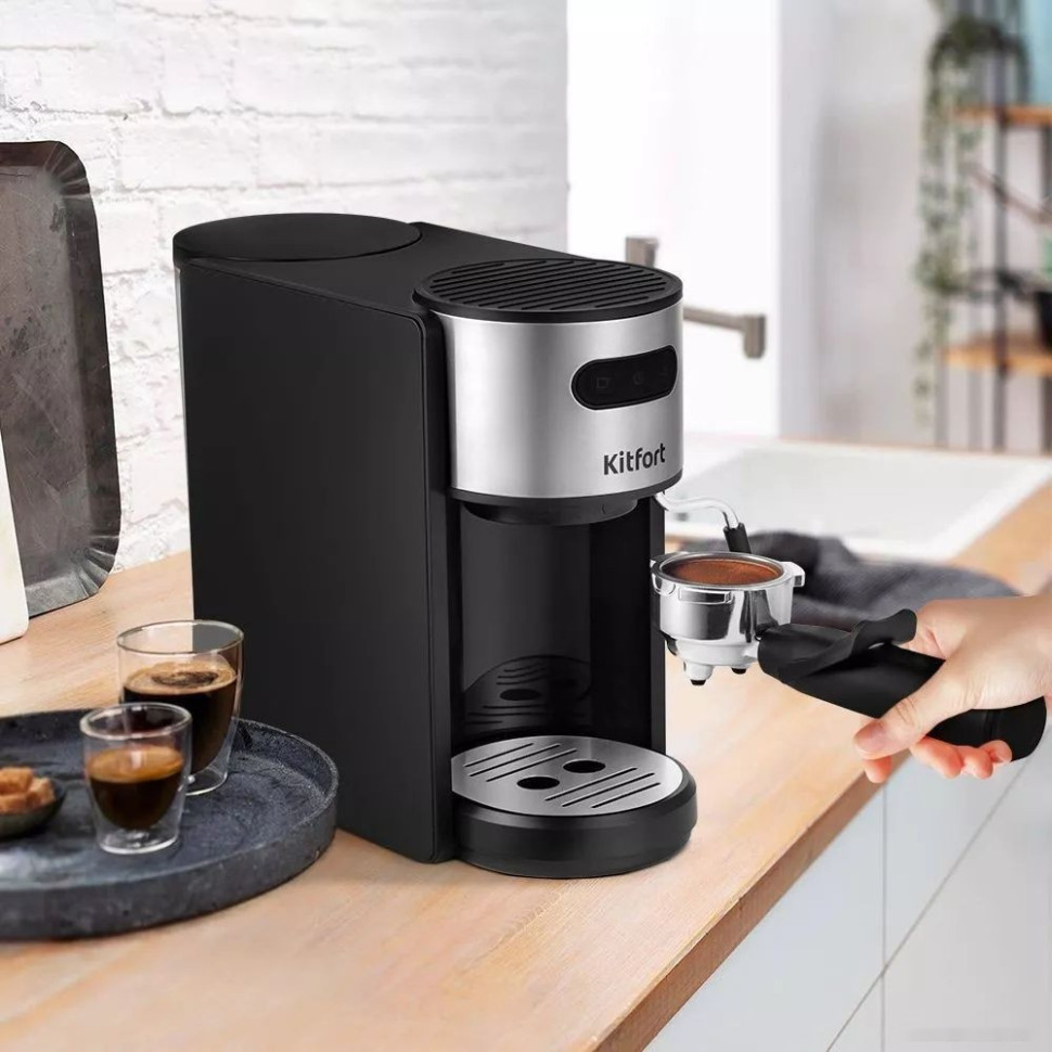 Рожковая кофеварка Kitfort KT-7137 Рожковая кофеварка Kitfort KT-7137