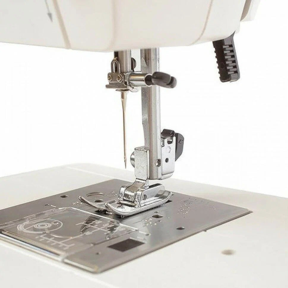 Швейная машина Janome Sewist 709 Швейная машина Janome Sewist 709