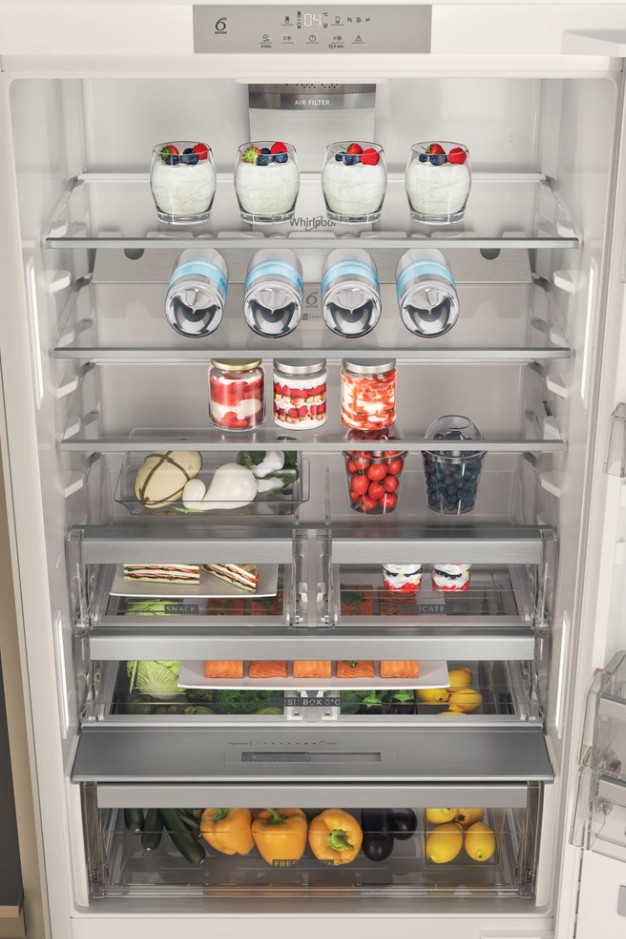 Холодильник Whirlpool SP40 812 EU 2