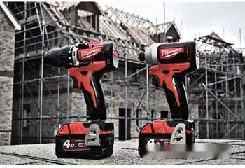 Винтоверт Milwaukee M18 CBLID-0 4933464476 (без АКБ)