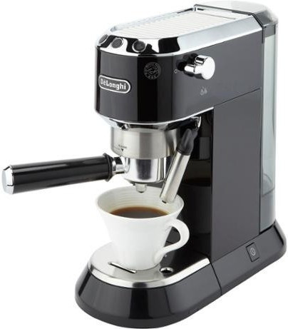 Рожковая помповая кофеварка Delonghi Dedica EC 685.BK